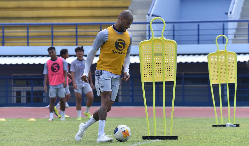 David da Silva Siap Tampil di Singapura, Bojan Hodak Pantau Kondisi Kebugaran Sang Penyerang