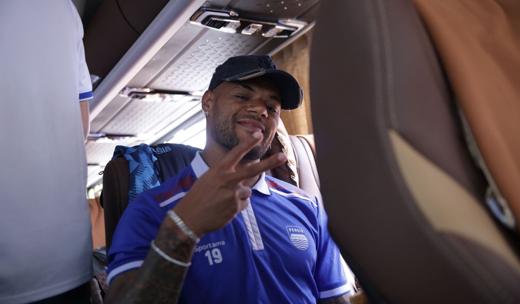 David da Silva turut dalam rombongan PERSIB ke Semarang, Jumat, 7 Februari 2025. (PERSIB.co.id/Fernando Hero)

