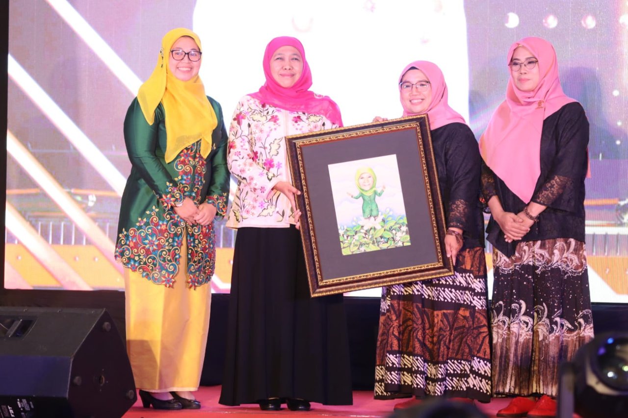 Fatayat NU Jatim Beri Penghargaan Gubernur Khofifah