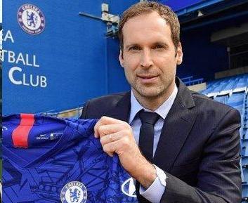 Kiper Veteran Cech Dimasukkan Skuad ketika Chelsea Bertemu Tottenham