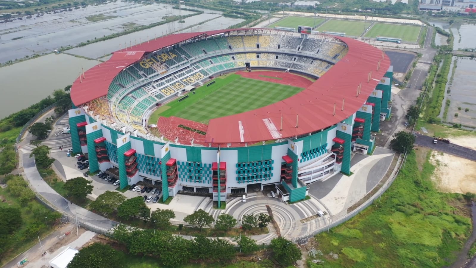 Indonesia resmi dibatalkan sebagai tuan rumah Piala Dunia U-20, Persebaya Surabaya dapat menggunakan Stadion Gelora Bung Tomo (GBT) Surabaya.