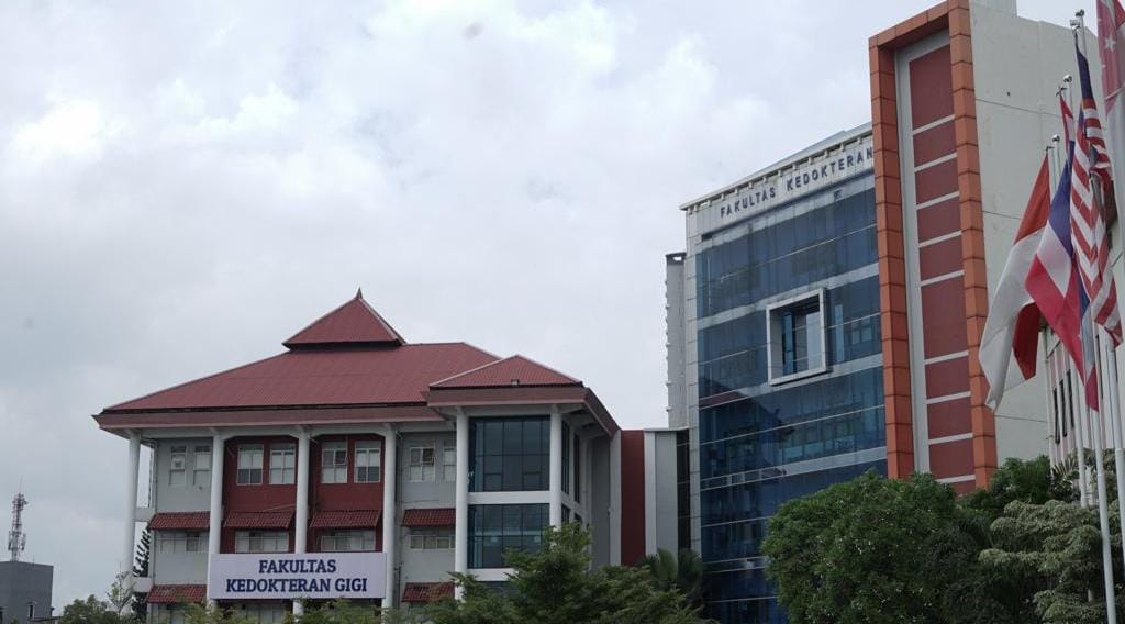 Universitas Muhammadiyah Surabaya (UM Surabaya) resmi membuka prodi baru Program Sarjana dan Program Studi Pendidikan Profesi Kedokteran Gigi.