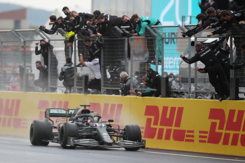 Hamilton Juara GP Formula 1 2020 Sekaligus Gelar Ketujuh