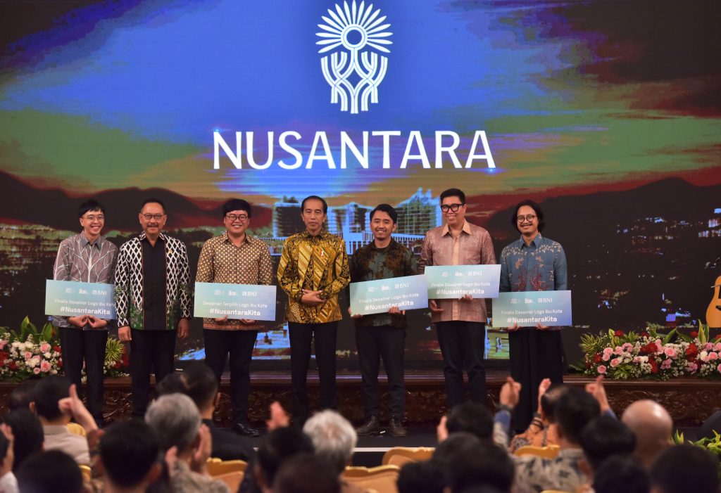 Presiden Jokowi meluncurkan logo IKN, Selasa (30/05/2023), di Istana Negara, Jakarta. (Foto: Humas Setkab/Agung)
