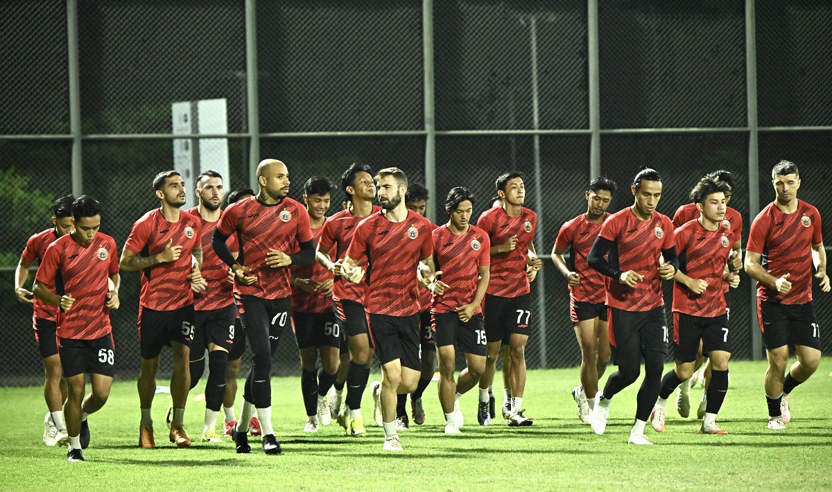 Setelah menjalani masa rehat selama 13 hari, Persija Jakarta kembali menggelar sesi latihan guna mempersiapkan diri menghadapi Madura United