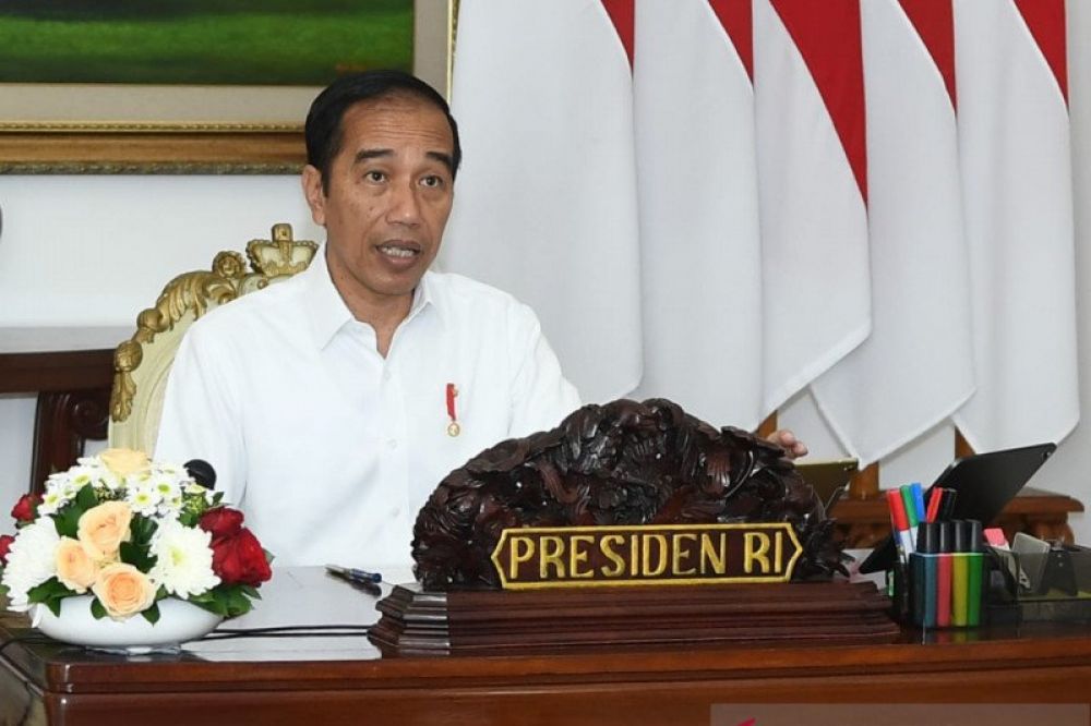 Presiden Joko Widodo dalam rapat terbatas melalui telekonferensi dari Istana Kepresidenan, Bogor, Kamis. (ANTARA/Kris - Biro Pers Sekretariat Presiden)	