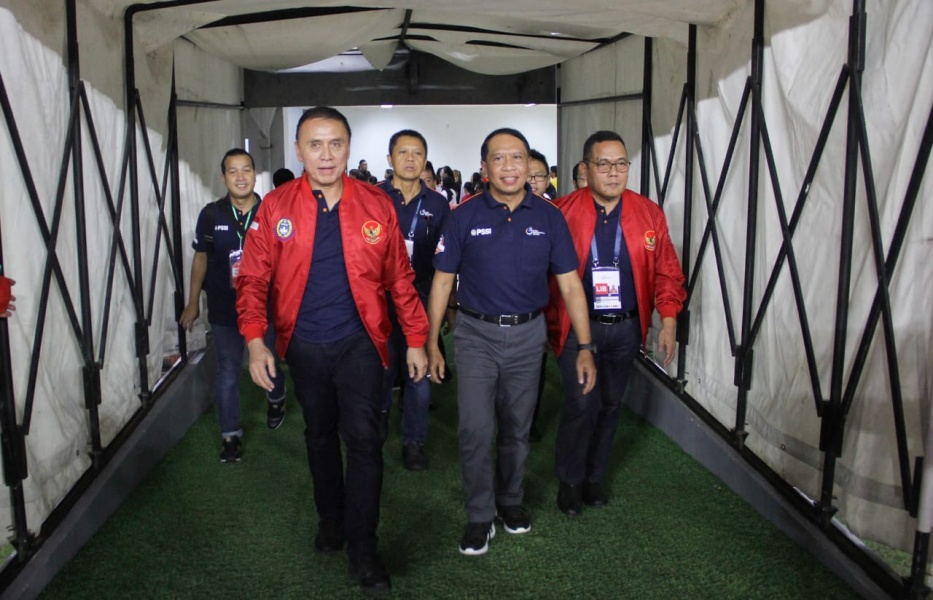 Ketua PSSI M Iriawan dan Menpora Zainuddin Amali. pssi.org