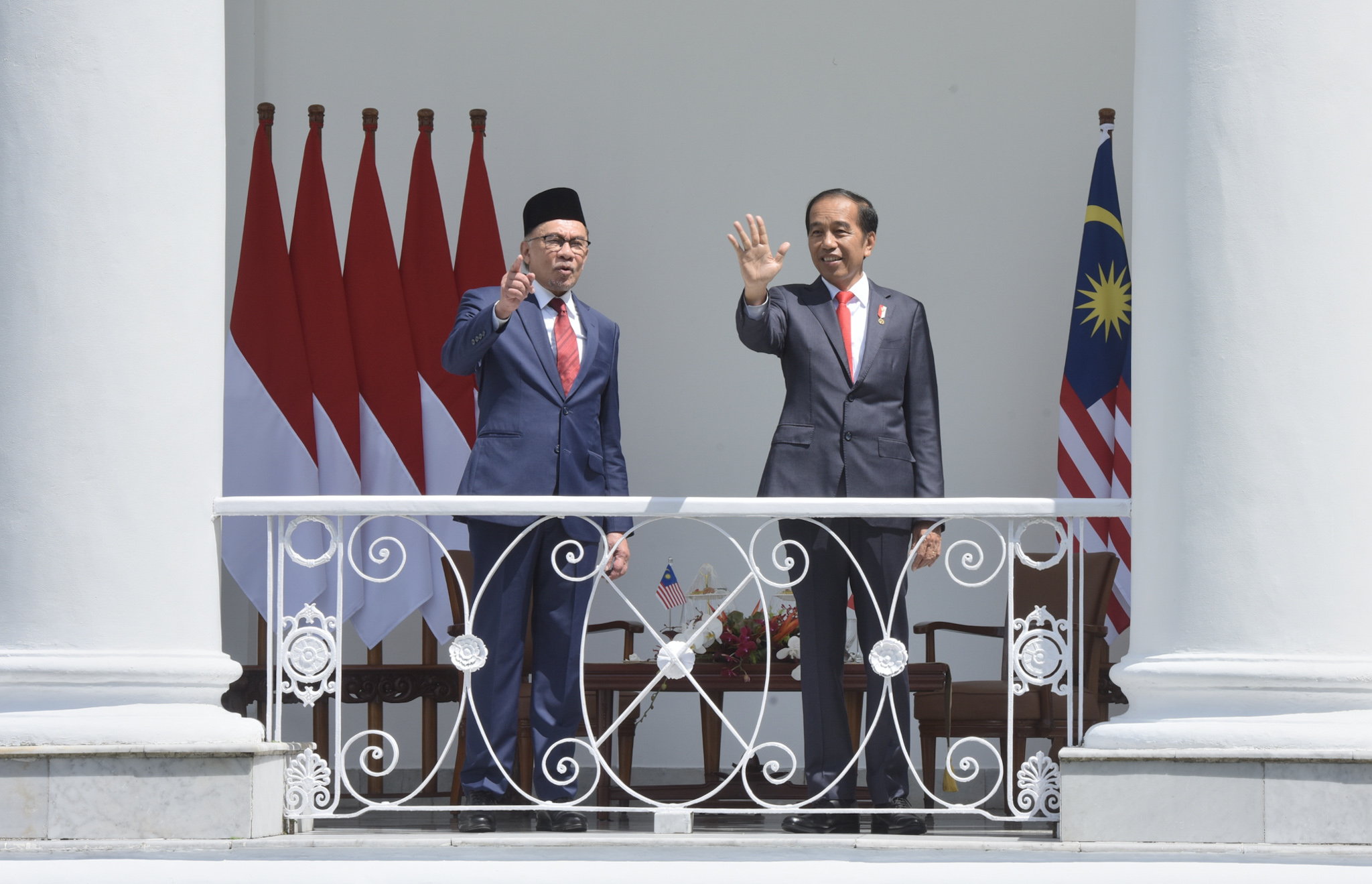 Presiden Jokowi dan PM Anwar Ibrahim, Senin (09/01/2023), di Istana Kepresidenan Bogor, Jabar. (Foto: Humas Setkab/Rahmat)