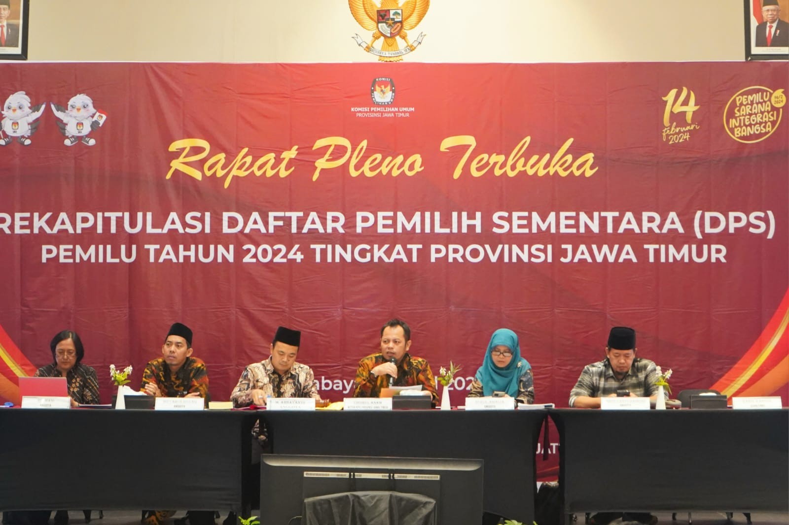 KPU Jatim menetapkan sebanyak 31.570.088 warga Jawa Timur masuk dalam Daftar Pemilih Sementara (DPS) Pemilu Serentak  Tahun 2024