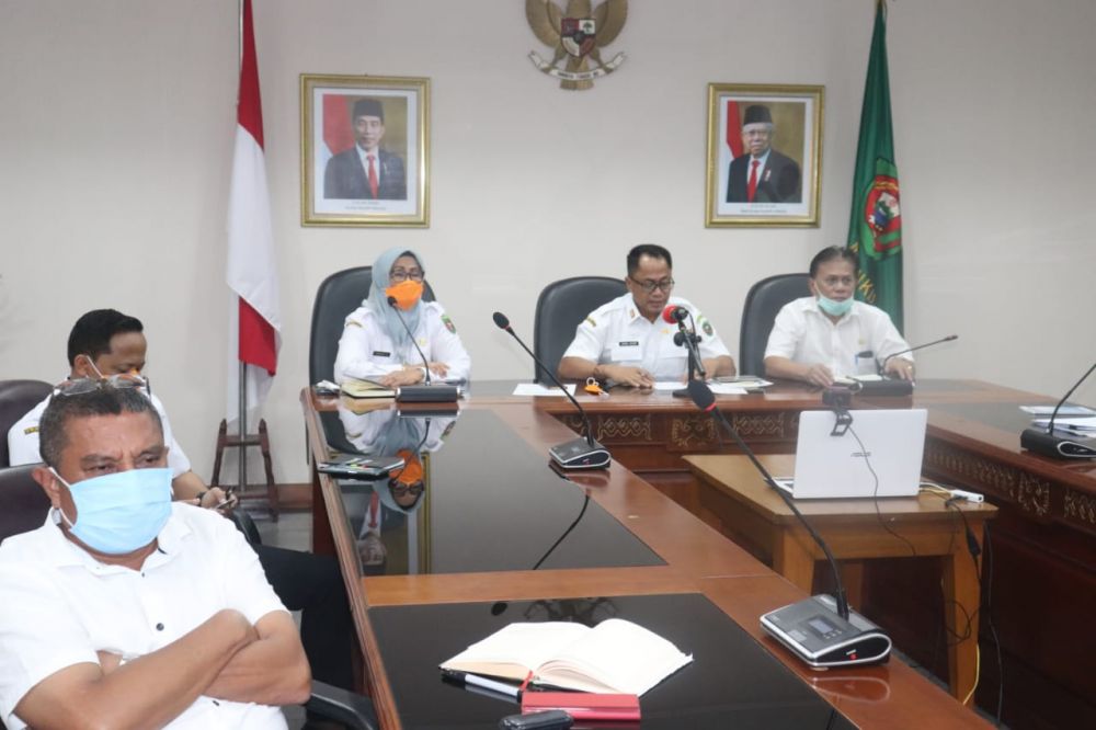 Suasana rakor Pemerintah Daerah se-Provinsi Maluku bareng KPK via teleconference. (FOTO: HMP/antara)
