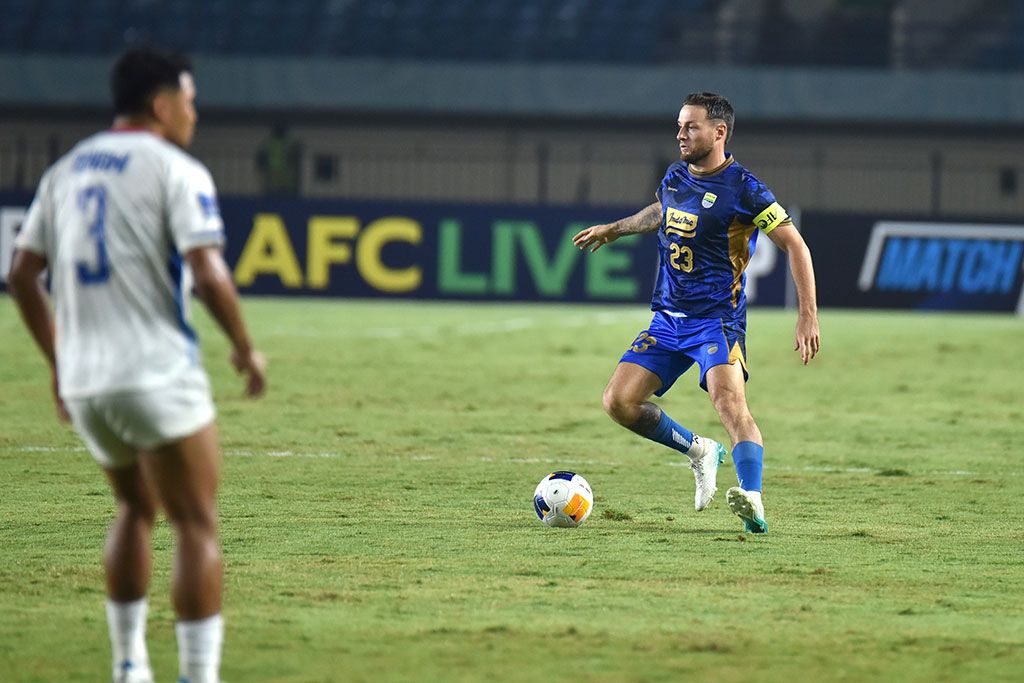 Marc Klok mengincar 3 angka pertama di Asia (c) PERSIB.CO.ID/Barly Isham
