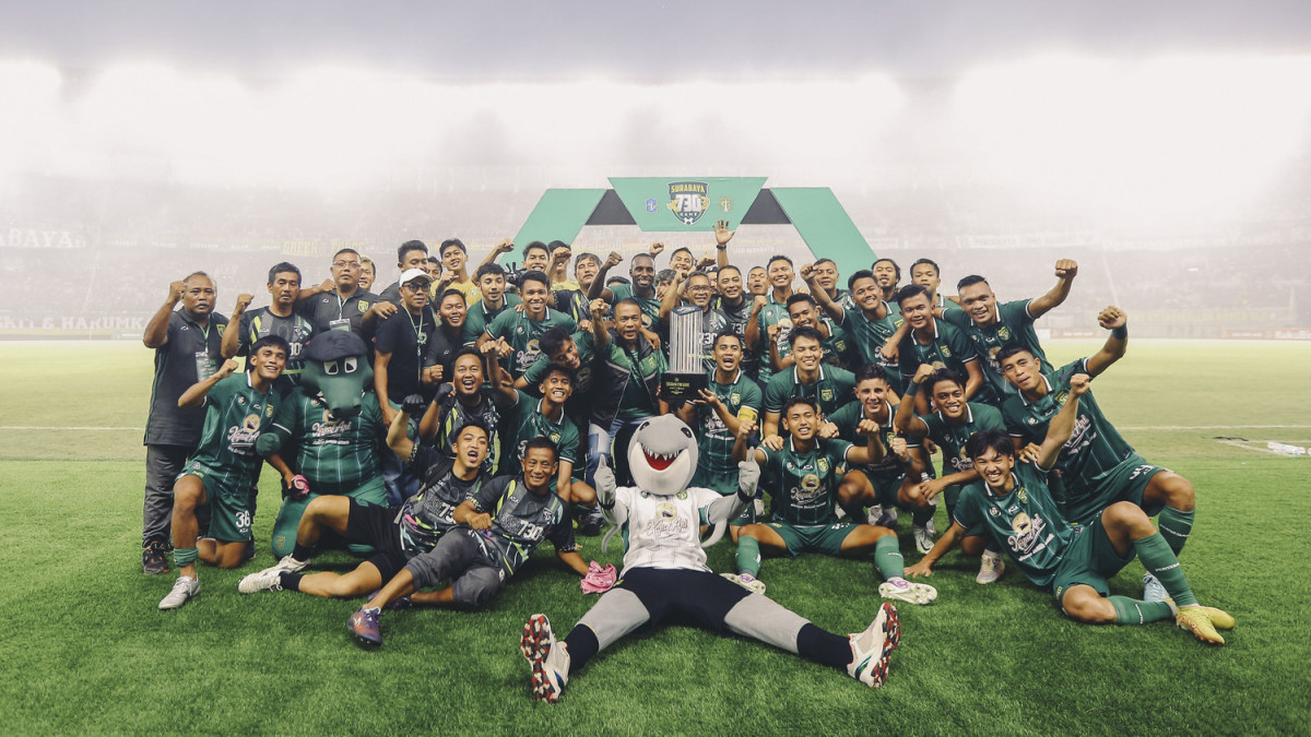 Tim Persebaya merayakan kemenangan di pertandingan Surabaya 730 Game. (Persebaya)