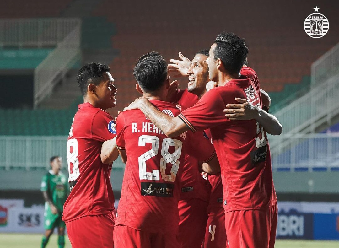 Para pemain Persija merayakan gol ke gawang PSS di laga perdana Liga 1. PERSIJA