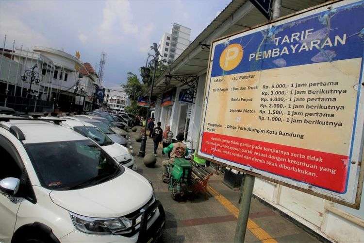 Pemkot Bandung Akan Tindak Tegas Parkir Liar