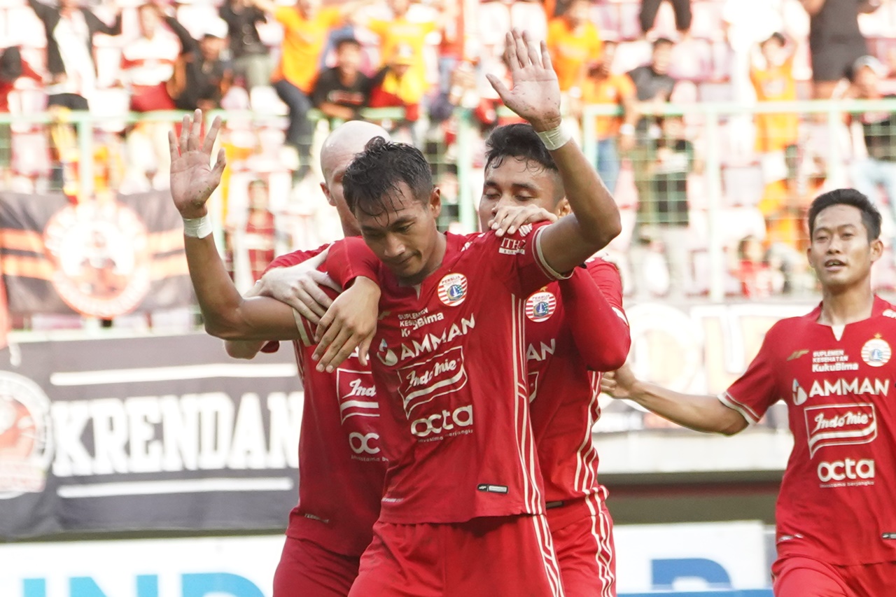 Persija Menang Dramatis, Doll Puji Mental Tim