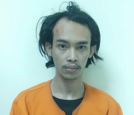 Kedua Tersangka saat Di Mapolresta Sidoarjo. (FOTO: HMP/lis)