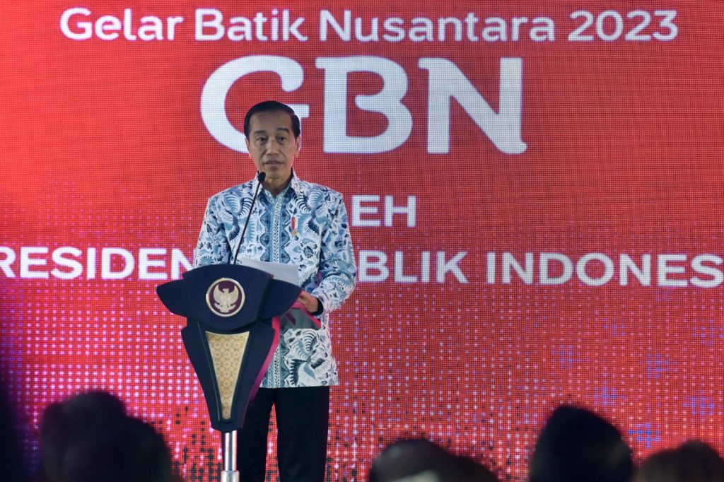 Presiden Jokowi buka Gelar Batik Nusantara, di Senayan Park, Jakarta, Rabu (02/08/2023) pagi. (Foto: Humas Setkab/Jay)
