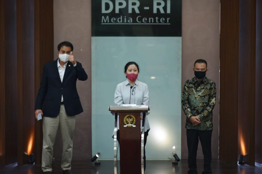  JANGAN MUDIK: Ketua DPR RI Puan Maharani meminta agar masyarakat menunda mudik lebaran tahun ini untuk mencegah penyebaran Covid-19. DPR RI for HMP