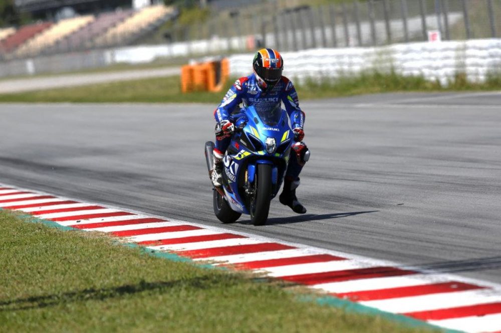 Pebalap tim Suzuki Ecstar Alex Rins menjalani latihan di Sirkuit Barcelona-Catalunya, Spanyol, Kamis (21/5/2020) (MotoGP.com)


