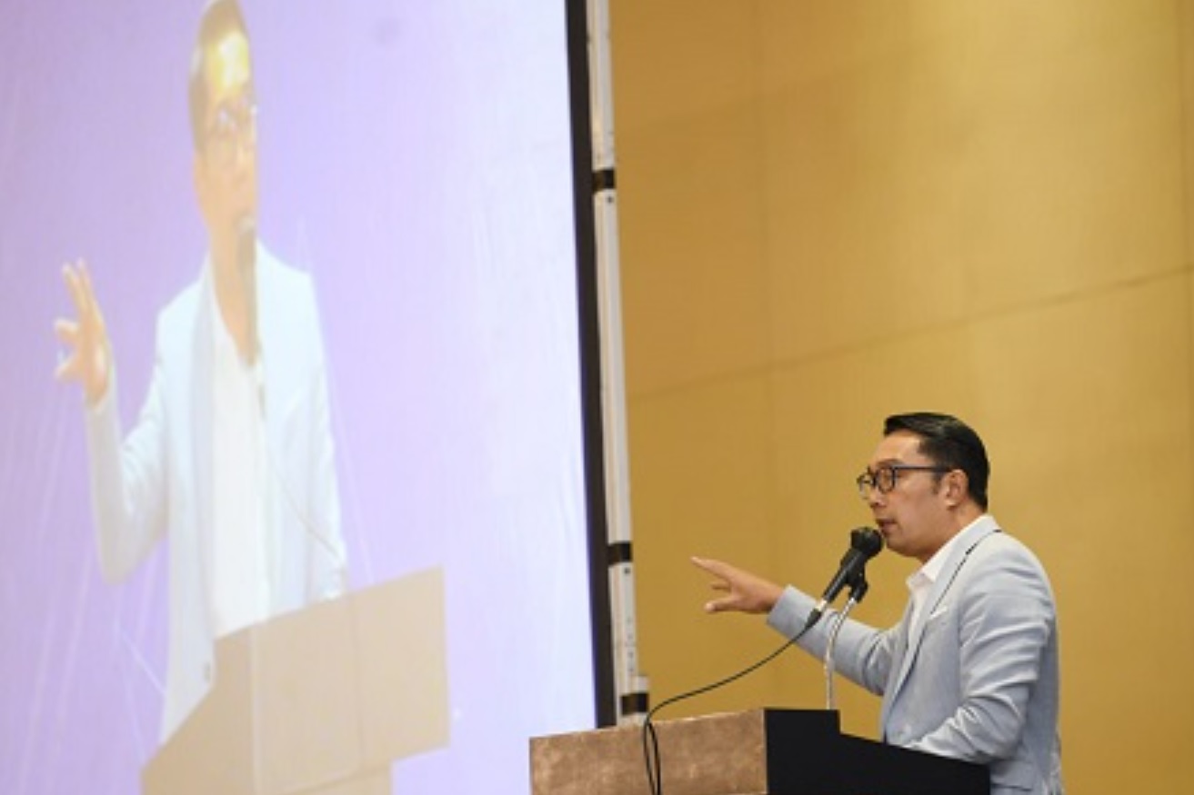 Ridwan Kamil saat menjadi narasumber secara virtual dalam acara Paradigma Kota dan Arsitektur di Masa Depan, Arsitektur sebagai Artefak Peradaban dalam Perspektif Istana di Hotel Double Three, Jakarta, Rabu (9/2/2022)