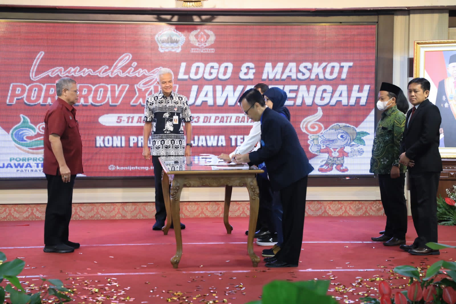 Gubernur Jawa Tengah Ganjar Pranowo meluncurkan Sistem Informasi Olahraga Prestasi (Si Sakti), Jumat (17/3/2023)