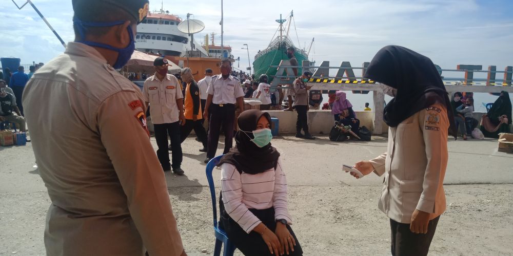 DETEKSI DINI: Tidak ada yang positif Covid-19. HMP/cho