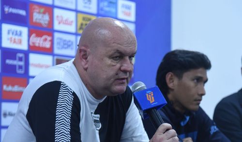 Pelatih PERSIB Bandung, Bojan Hodak,