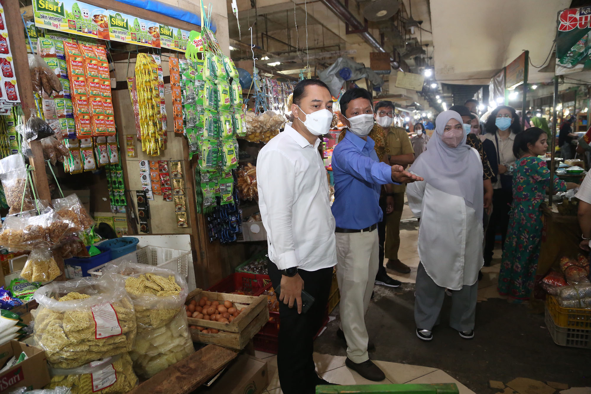 Pemkot Surabaya terus berupaya untuk menjaga stabilitas harga bahan kebutuhan pokok di pasar tradisional. 
