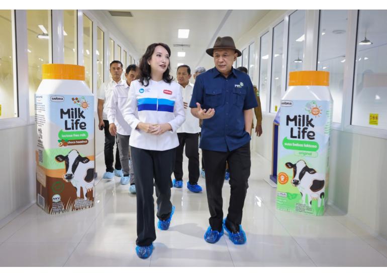 MenKopUKM Teten Masduki saat berkunjung ke GDA di Dawuan, Subang, Jawa Barat,