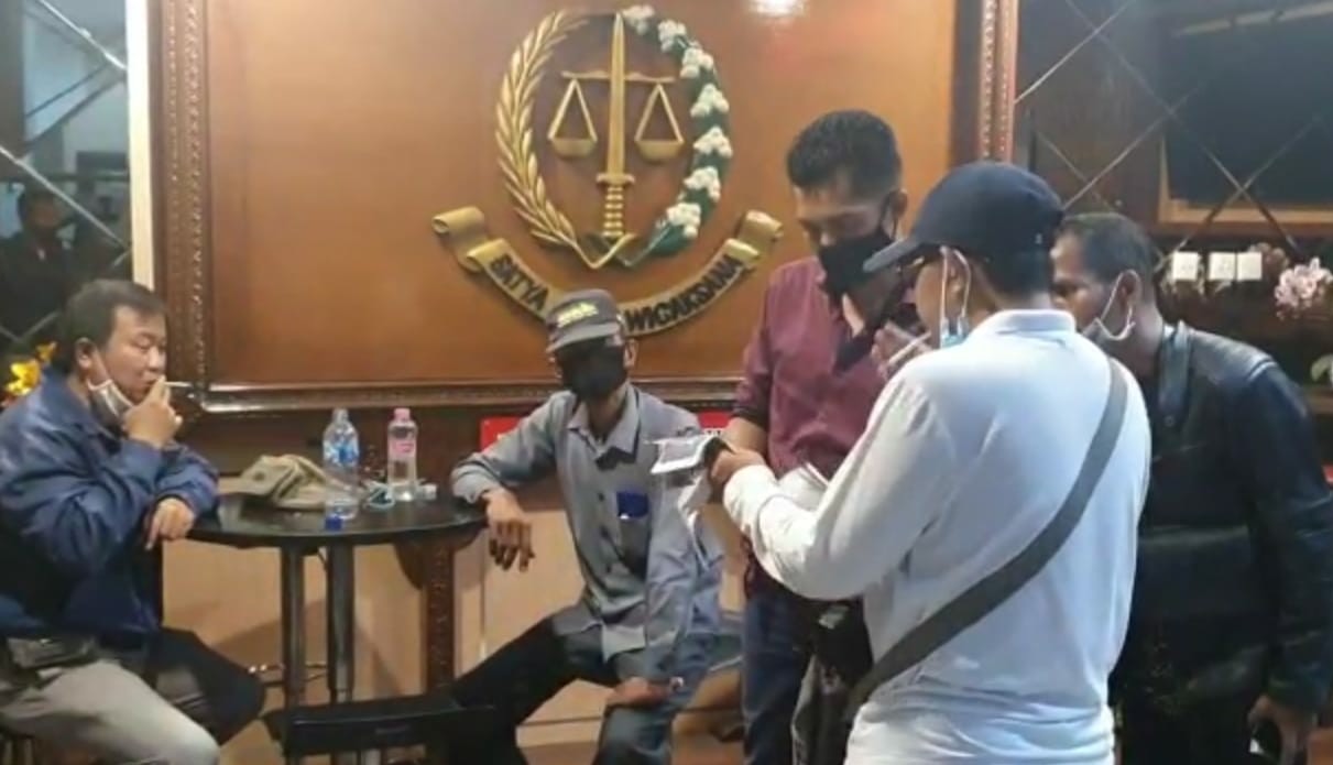 Buronan Pemalsu Antena TV Diciduk Kejari Sidoarjo