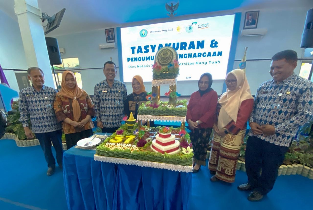 Universitas Hang Tuah (UHT) merayakan momen istimewa Dies Natalis ke-37 dengan rangkaian acara puncak yang meriah. 