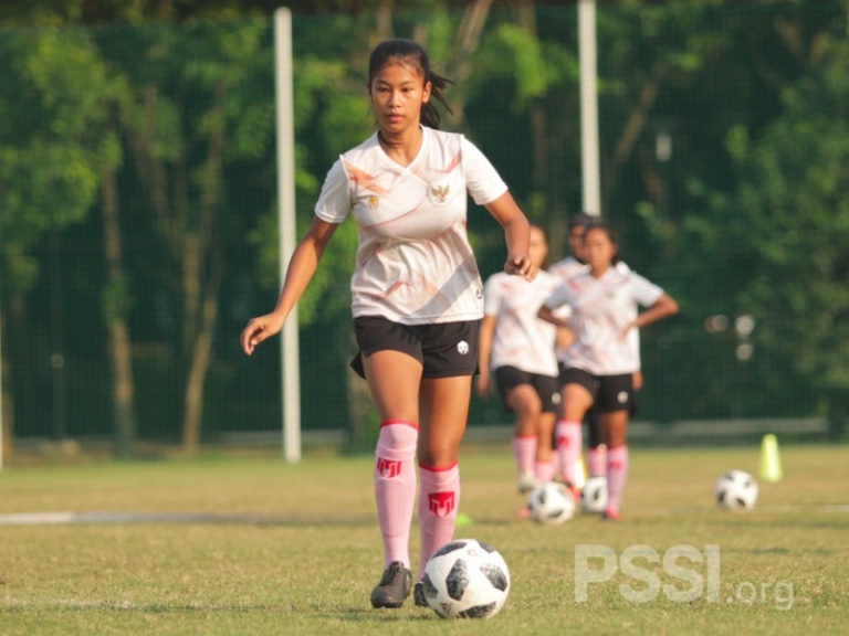 Pemain asal Solo, Jateng Bunga Syifa. PSSI